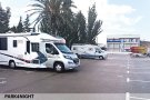Llançà regula l’aparcament d’autocaravanes