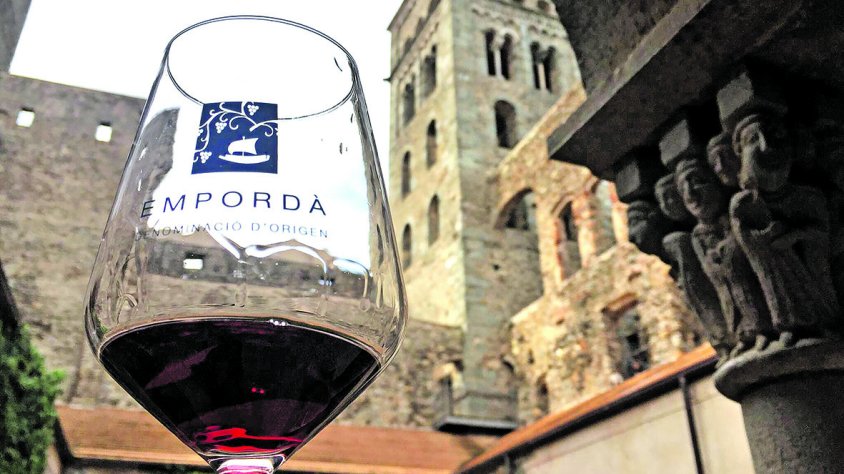 La DO Empordà uneix vi amb pedres mil·lenàries