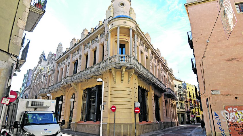 Rere el teló dels pressupostos