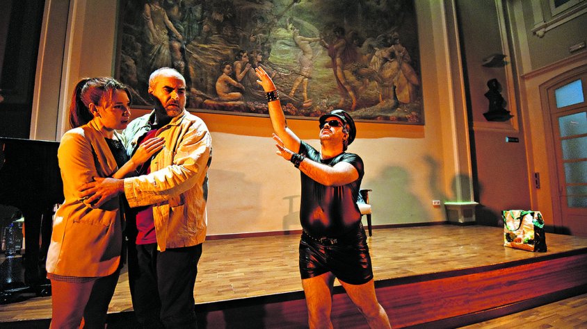 Microteatre amb molt macroamor 