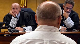 Un dels acusats del crim de Cabanelles admet que potser el va matar ell després de donar-li cops de puny