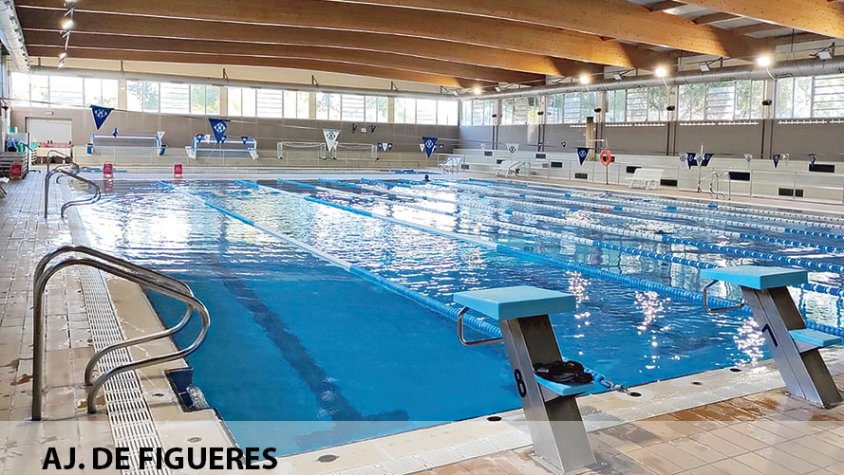 Adequaran els vestidors i les grades de la piscina municipal