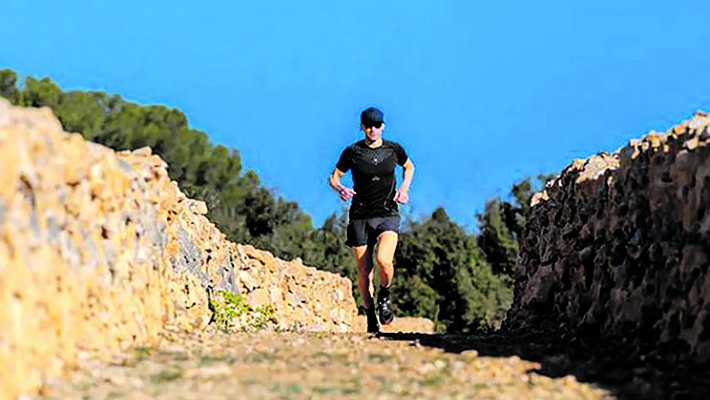 Llers es calça les vambes amb una trail ben ‘Embruixada’