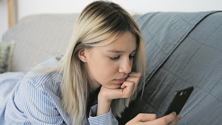 Els alumnes d’ESO treballaran dinàmiques per revertir l’abús de les pantalles digitals