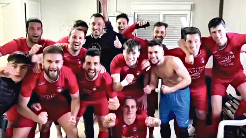 El Cistella i el Sant Pere somriuen