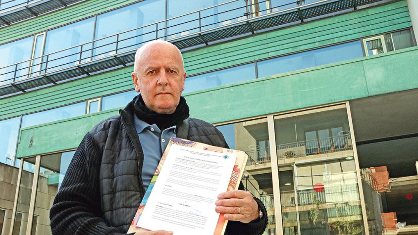 Porta als jutjats el presumpte robatori de la seva germana nadó, el 1963, a Figueres