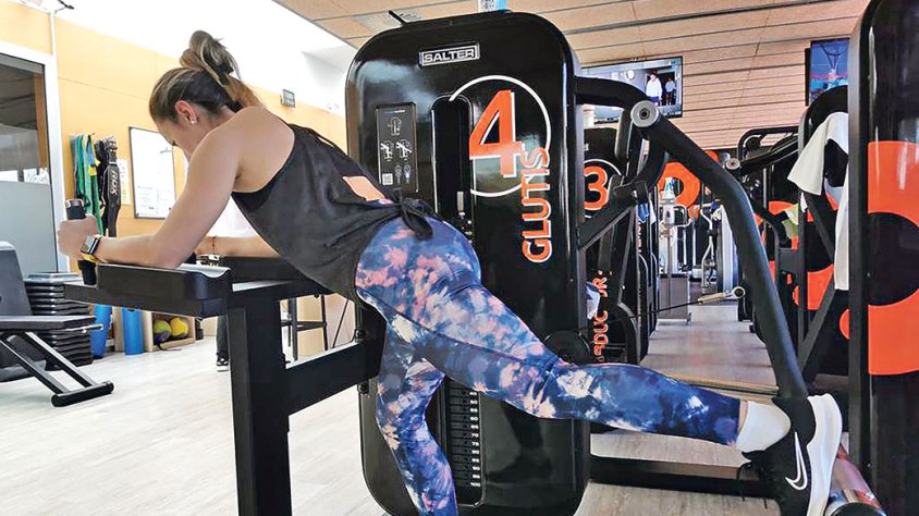 En marxa les noves màquines de la sala ‘fitness’ a la Piscina Municipal de Roses