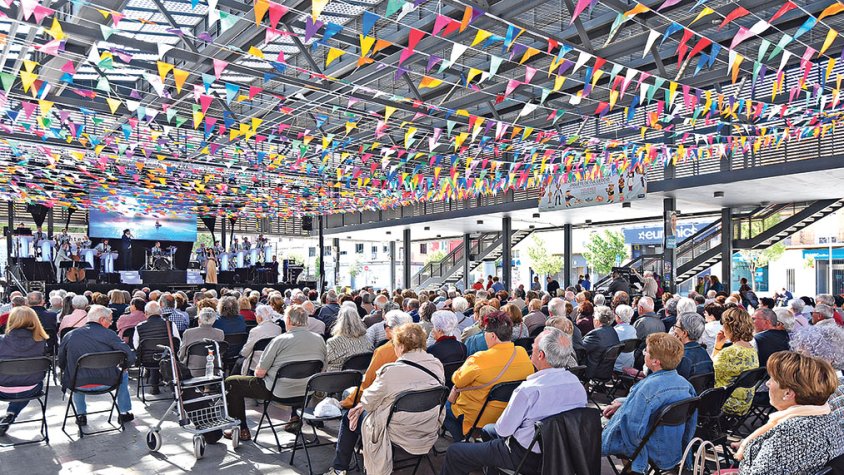 Figueres es bolca per la novena Fira de la Gent Gran