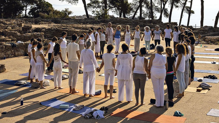 Jornada de ioga al jaciment d’Empúries