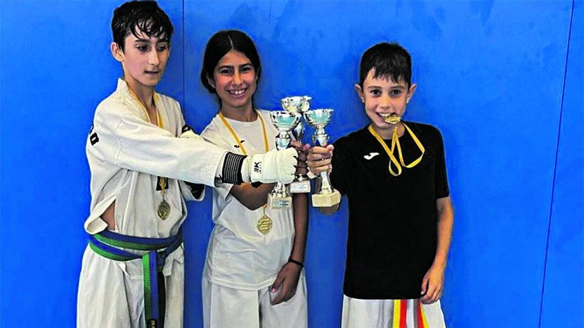 L’Alt Empordà puja al podi al català infantil