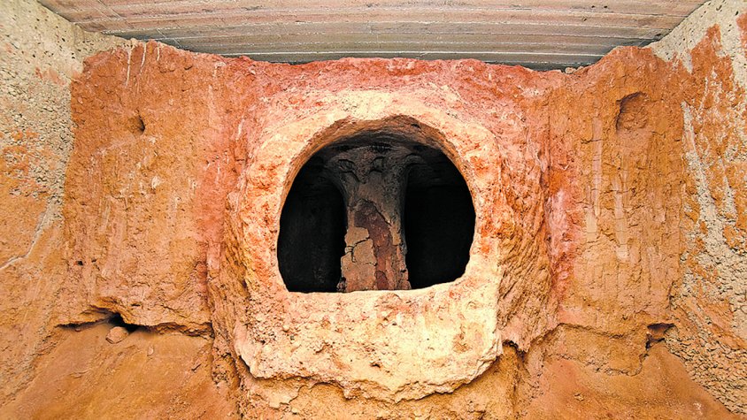 Sant Miquel de Fluvià inicia les visites guiades amb una nova visita al forn romà