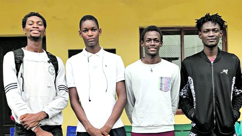 Més enllà de la pista