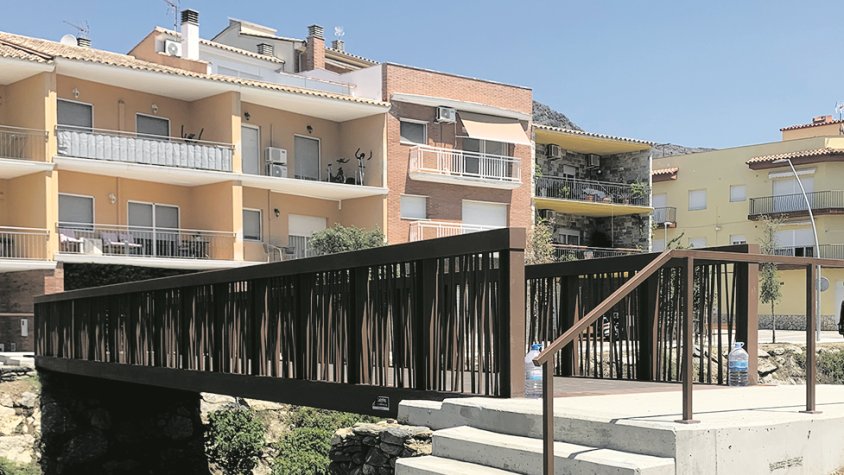 Nou element per millorar els accessos de la riera Ginjolers de Roses