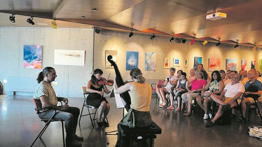 Les ‘Emanacions’ de Tubau omplen a la seva estrena