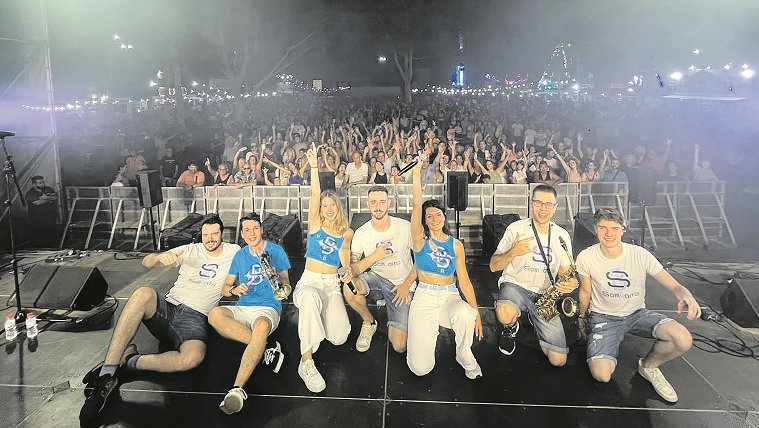 Riumors celebra Sant Mamet amb música, un campionat de botifarra i molta diversió