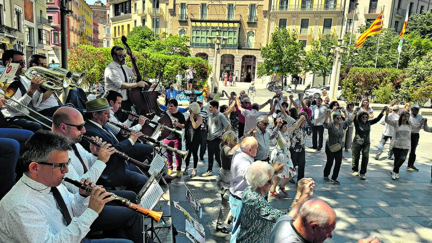 S’estrena la sardana ‘Cortal Avinyó’ de Rossend Fortunet