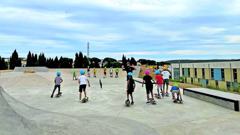 Els dissabtes al matí  faran classes a l’skatepark de l'Escala
