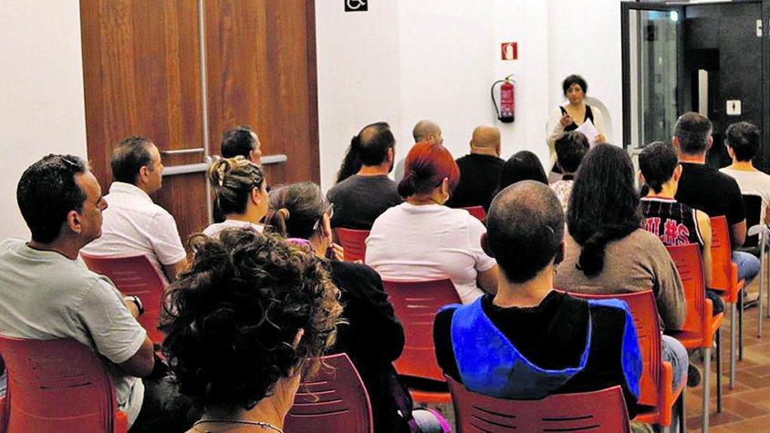 Figueres i Amazon, units per l’ocupació al centre logístic