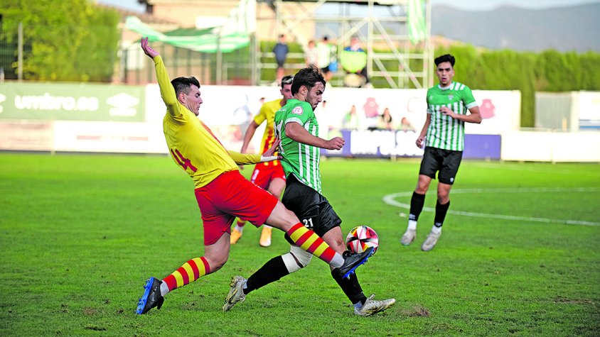 El Peralada agafa aire i l’Escala paga  la poca efectivitat