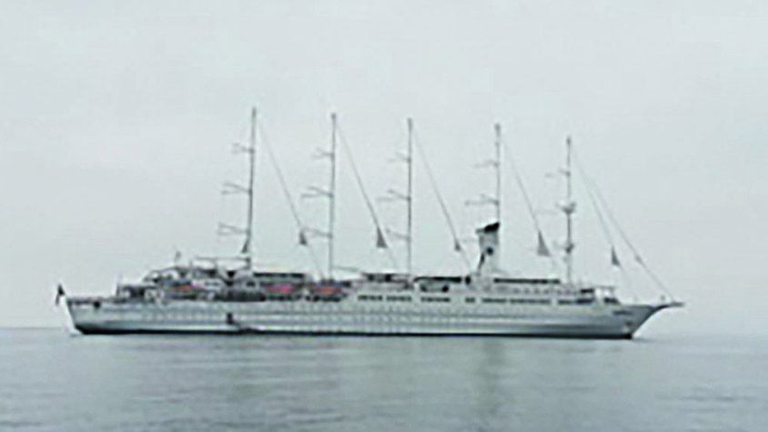 Martínez aposta perquè Roses rebi creuers petits