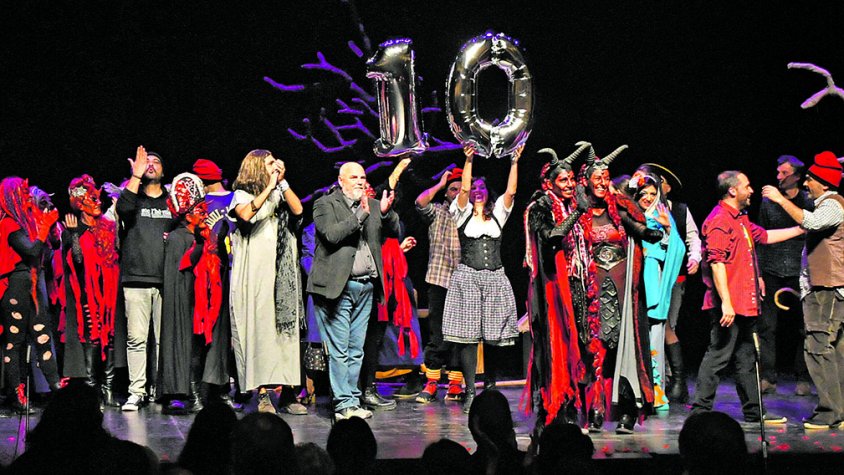 Els Pastorets del Monturiol bufen les espelmes de la primera dècada de funcions