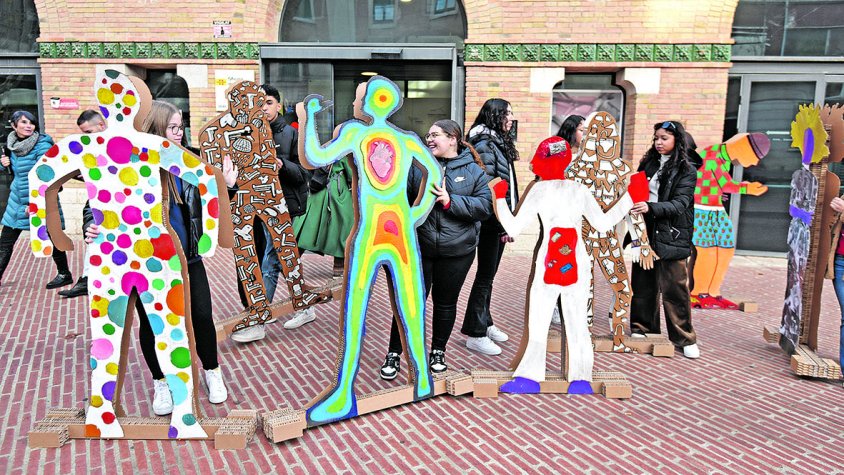 L’art envaeix la plaça Escorxadors