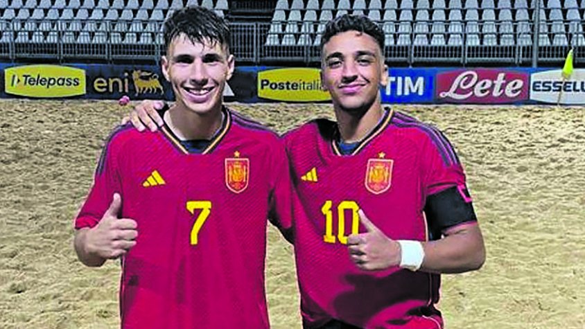 El rosinc Suli Batis jugarà el Mundial de futbol platja