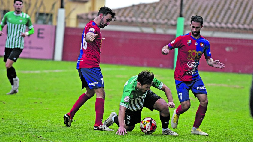L’Escala continua a l’alça i un gol matiner noqueja el Peralada