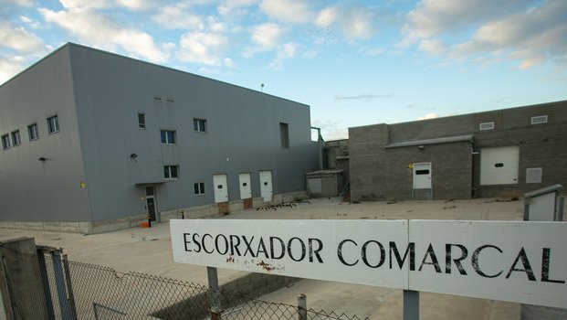 El govern confirma el trasllat del menjador social a l’antic escorxador