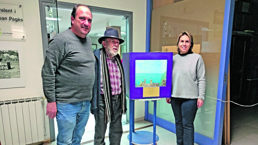 Miquel Duran dona el diorama ‘Sant Pere de Rodes’ al Port de la Selva