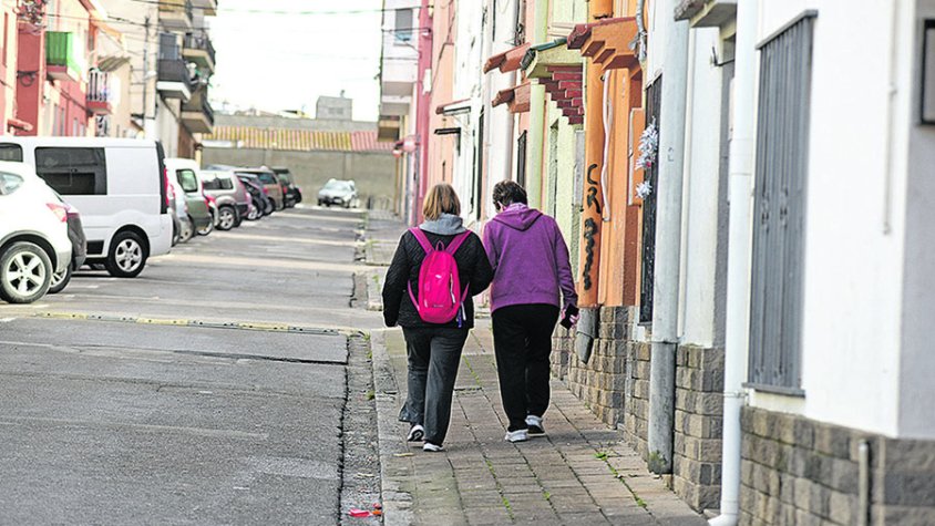 En peu la idea d’aplicar el dret de tempteig i retracte per donar ‘un tomb a la zona oest’