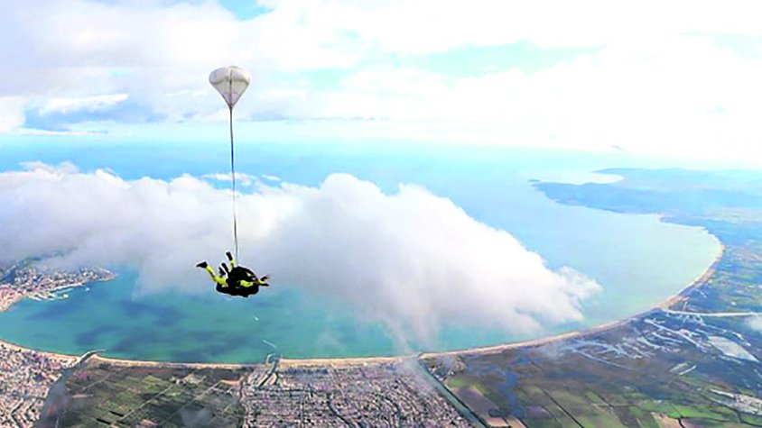 El paracaigudisme d’Empuriabrava, reconegut