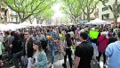 La Rambla de Figueres viu la diada de Sant Jordi