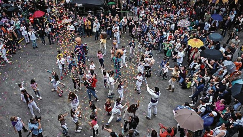 Benvinguda, Santa Creu!