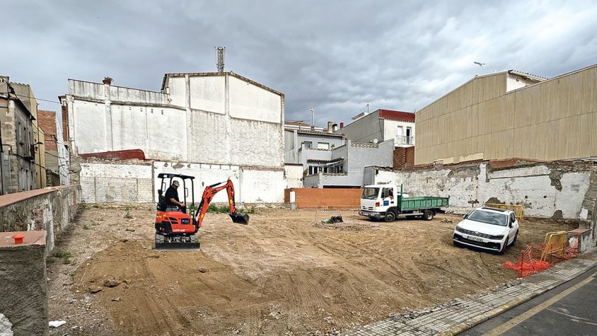 L’aparcament del solar de la Palmera, llest en dues setmanes