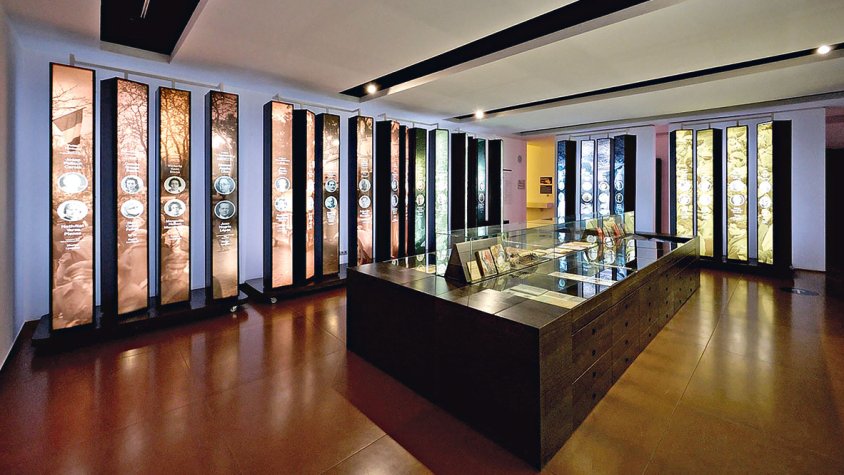 Miquel Aguirre: «Elles també hi eren i van ser decisives»