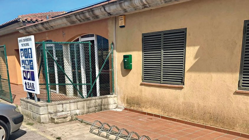 Navata realitza prop d’una desena de millores al poble