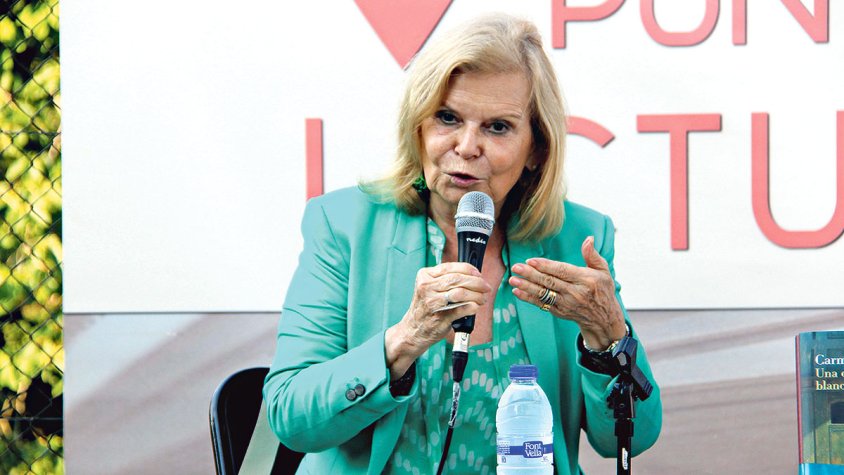 «Un llibre que no et desvetlla cap secret no m’interessa»