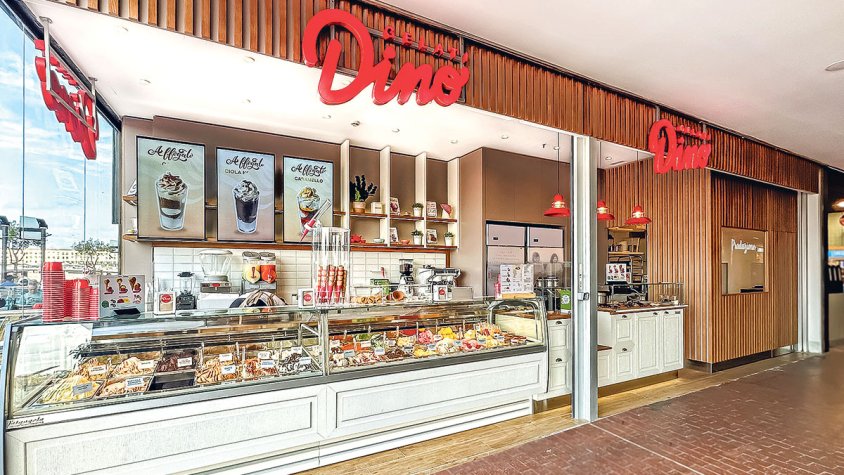 Gelati Dino, a Barcelona camí de Girona