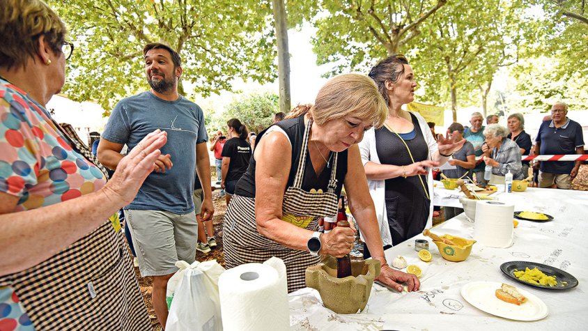 La Festa de l’Allioli de Creixell premia Ca l’Enric i Xavier Febrés