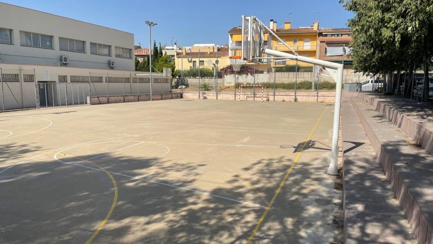 La pista exterior del Rafel Mora ha rebut una trentena d’usuaris cada dia