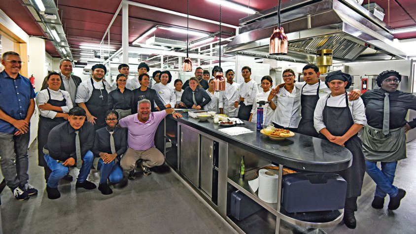 El GastroRecup de l’Escola d’Hostaleria de Figueres recupera cent quilos d’aliments
