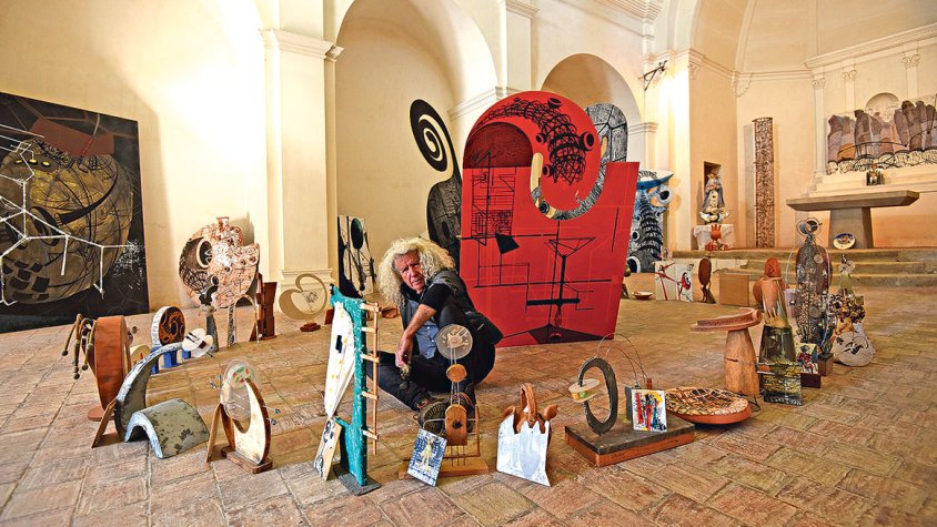 Federico ‘ocupa’ l’església de Santa Maria de l’Estrada