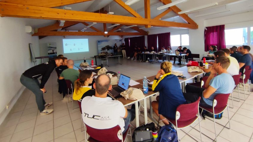 Roses promociona la seva oferta per a triatletes a 25 clubs d’Occitània i a la Federació Francesa de Triatló