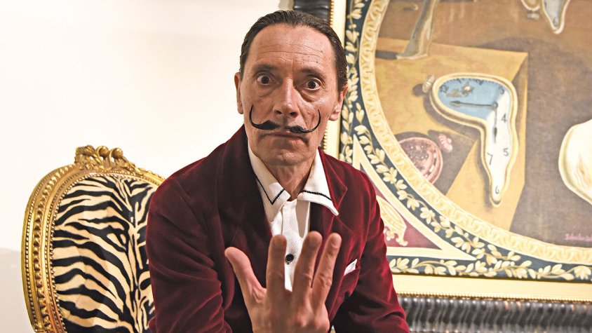 «He volgut fer un Dalí més humà sense perdre la seva excentricitat»