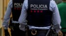 Entra a robar en un bar i es fereix en trencar el vidre