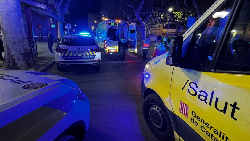 Una baralla a la plaça de l'Estació deixa dos ferits per arma blanca