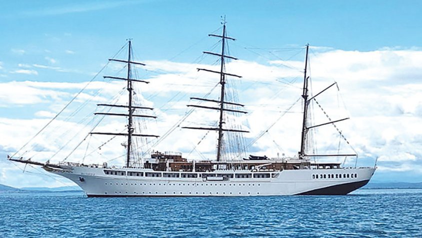 Roses ha acollit vuit escales de creuers i 1.500 passatgers