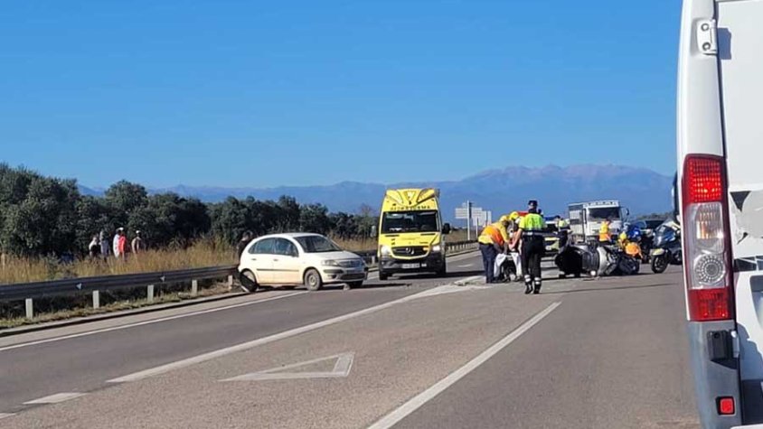 Mor la passatgera d'una moto en un xoc amb un cotxe a Siurana
