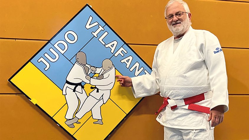 Manel Català rep el sisè DAN